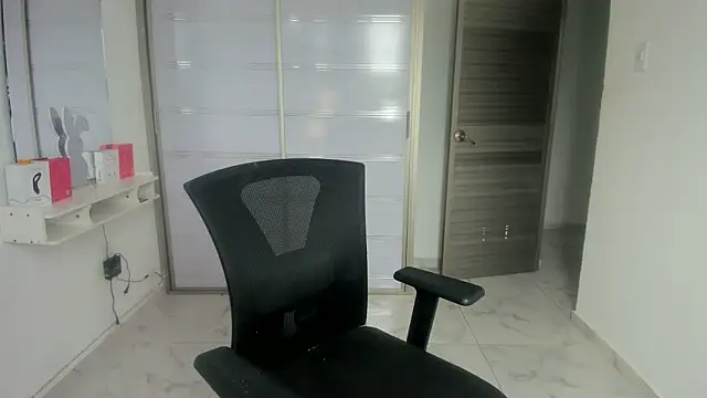nairobbits online show from 05/30/26, 01:08