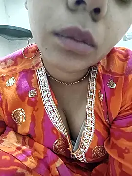 Snapshot of Rani_Desai69 chatting on 03/05/26, 03:35 Rani Desai69 online show from 03/05/26, 03:35