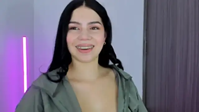 Snapshot of Natasha_su_ chatting on 10/26/25, 01:00 Natasha su online show from 10/26/25, 01:00