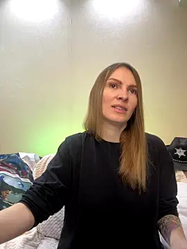 RachelBelI online show from 12/01/24, 11:14