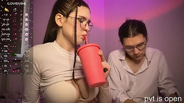 passiondesire  online show from 10/16/25, 08:37