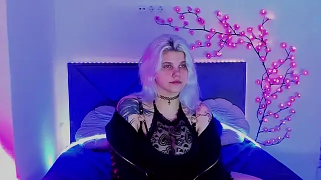 JoannLowe online show from 05/14/26, 07:31
