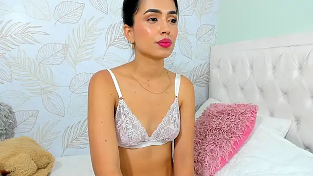 TianaReedd online show from 12/06/24, 04:06