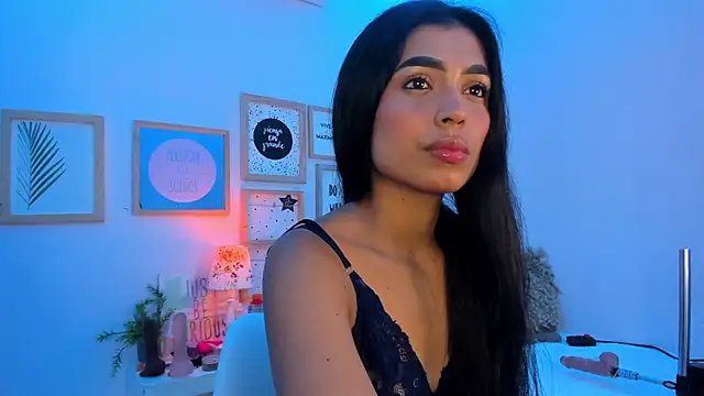 TianaReedd online show from 01/29/25, 12:56