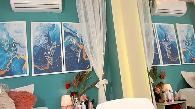 TianaReedd online show from 03/18/25, 11:52