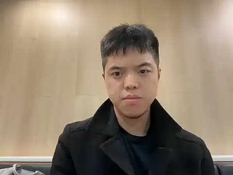 Snapshot of TheDarkPrix chatting on 10/23/25, 04:39 TheDarkPrix online show from 10/23/25, 04:39