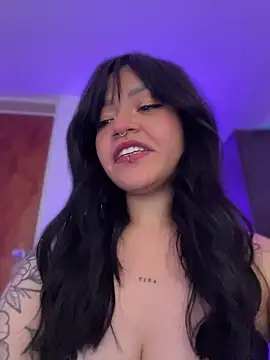 Ashley Chriss online show from 06/11/26, 11:47