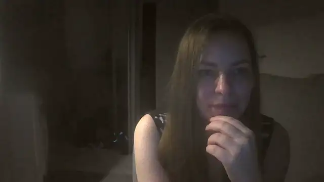 Snapshot of AnnaDiamond1 chatting on 09/15/25, 11:38 AnnaDiamond1 online show from 09/15/25, 11:38