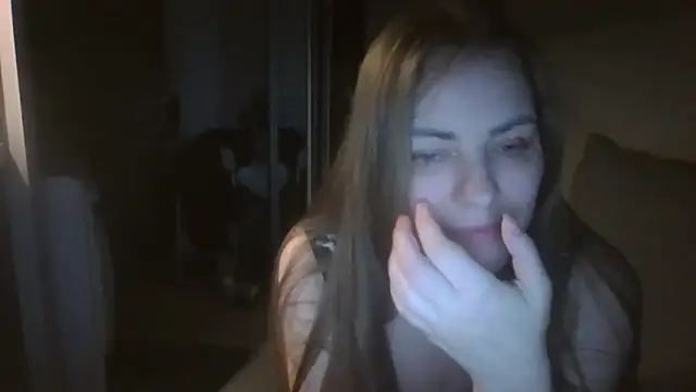 Snapshot of AnnaDiamond1 chatting on 09/30/25, 09:20 AnnaDiamond1 online show from 09/30/25, 09:20