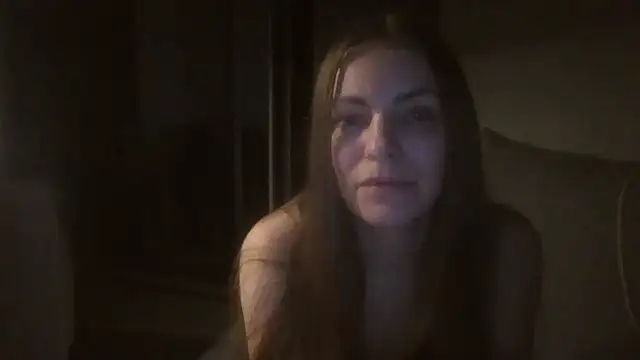 Snapshot of AnnaDiamond1 chatting on 10/16/25, 08:32 AnnaDiamond1 online show from 10/16/25, 08:32