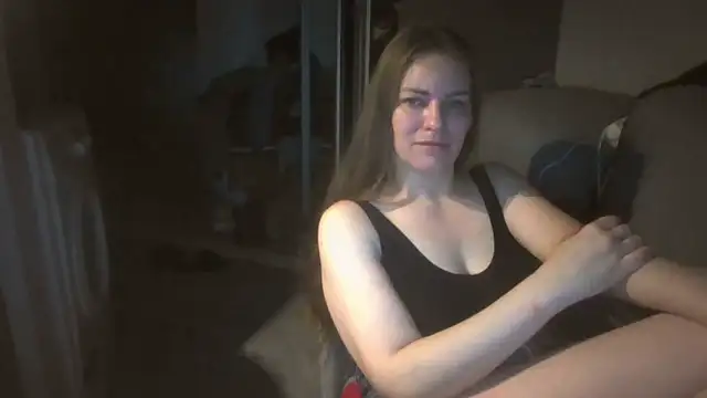 Snapshot of AnnaDiamond1 chatting on 10/30/25, 11:27 AnnaDiamond1 online show from 10/30/25, 11:27