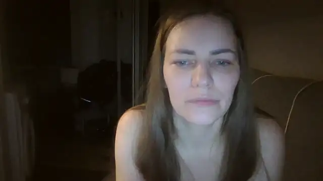 Snapshot of AnnaDiamond1 chatting on 12/02/25, 11:11 AnnaDiamond1 online show from 12/02/25, 11:11