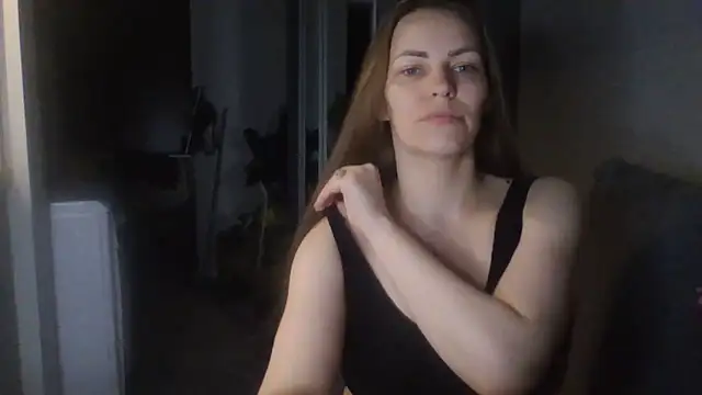 AnnaDiamond1 online show from 06/13/26, 06:50