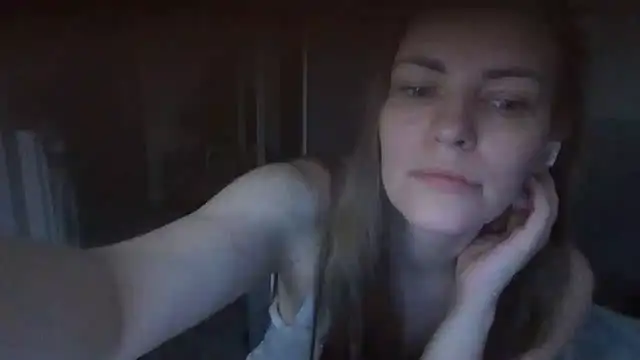 AnnaDiamond1 online show from 06/23/26, 01:53