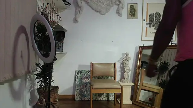 Siriss boyrag online show from 09/30/25, 03:33