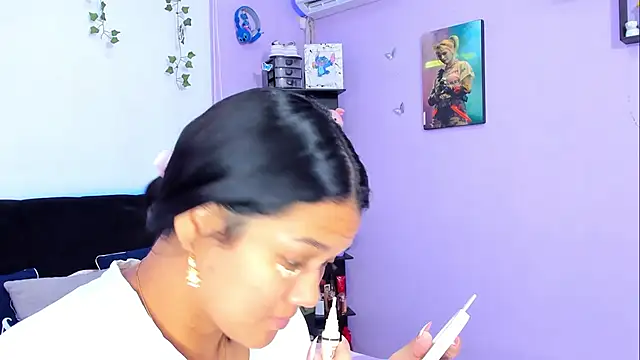 sara mendez2 online show from 01/10/25, 11:29
