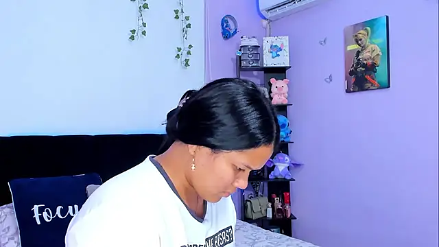 sara mendez2 online show from 01/18/25, 11:33