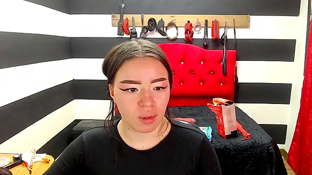 Marian Ran online show from 12/12/24, 02:59