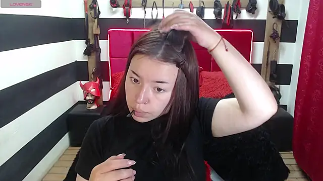 Marian Ran online show from 10/08/25, 02:31