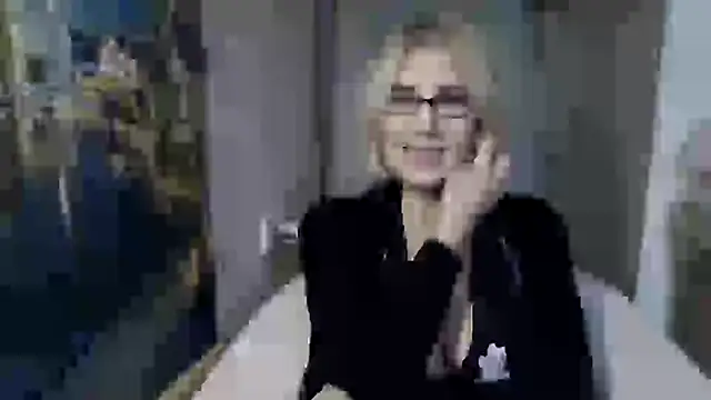 sweet raspberry online show from 01/27/25, 02:13