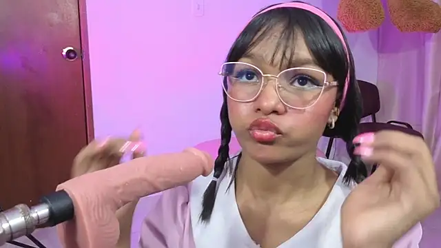 KaattySweet  online show from 04/24/26, 07:38