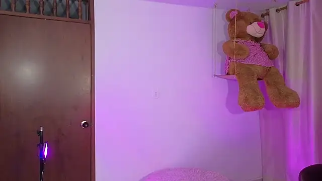 KaattySweet  online show from 05/18/26, 07:41