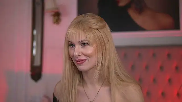 AdelineKing online show from 01/26/25, 12:11