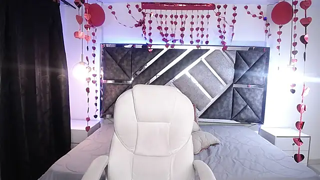 Snapshot of ailyn_miranda chatting on 02/13/25, 11:04 ailyn miranda online show from 02/13/25, 11:04