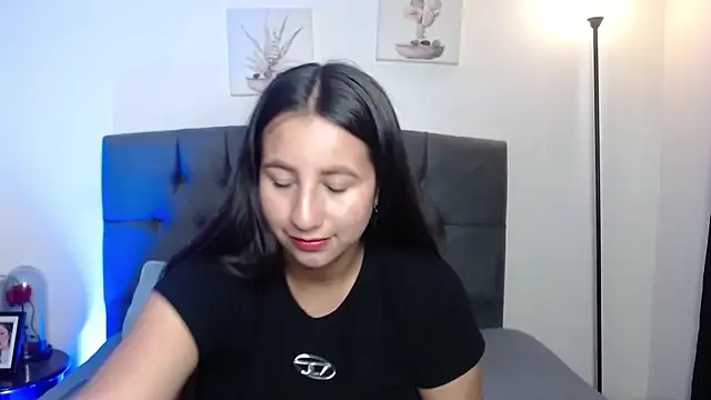 ailyn miranda online show from 12/17/25, 07:53