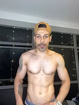 Snapshot of prince-roludo chatting on 01/01/25, 12:32 prince-roludo online show from 01/01/25, 12:32