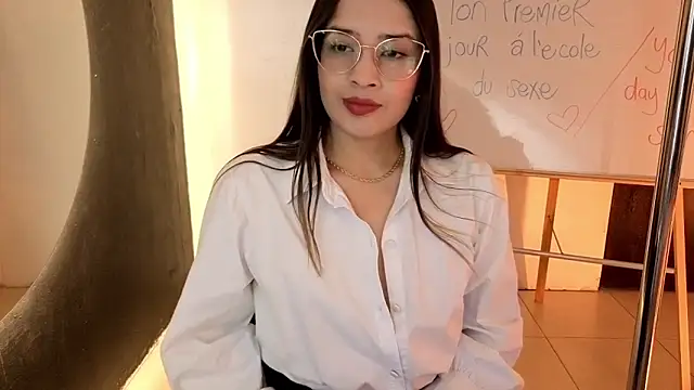 Emma Lombardi online show from 09/26/25, 01:59