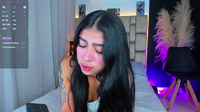little sophie18 online show from 06/08/26, 08:09