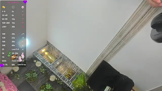 Snapshot of nayshalopestss chatting on 10/25/25, 03:47 nayshalopestss online show from 10/25/25, 03:47