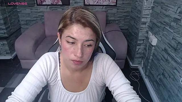Valerie b online show from 12/21/24, 06:44