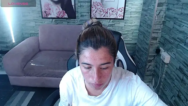 Valerie b online show from 02/07/25, 03:12