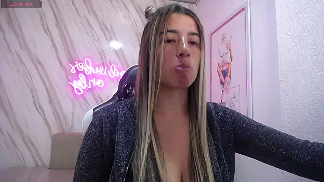 Valerie b online show from 02/18/25, 06:15
