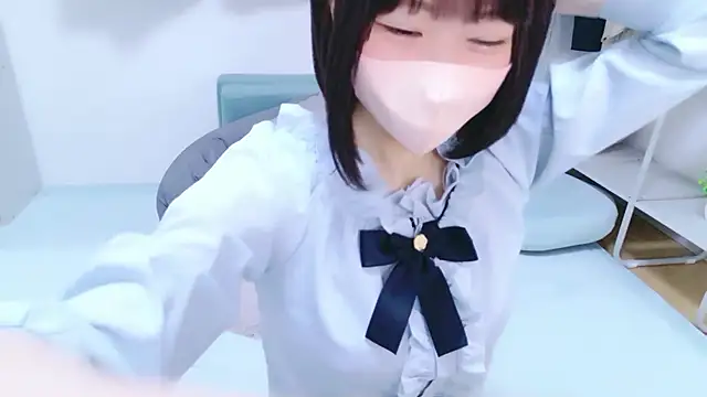 Im Yu-na online show from 06/08/26, 11:32