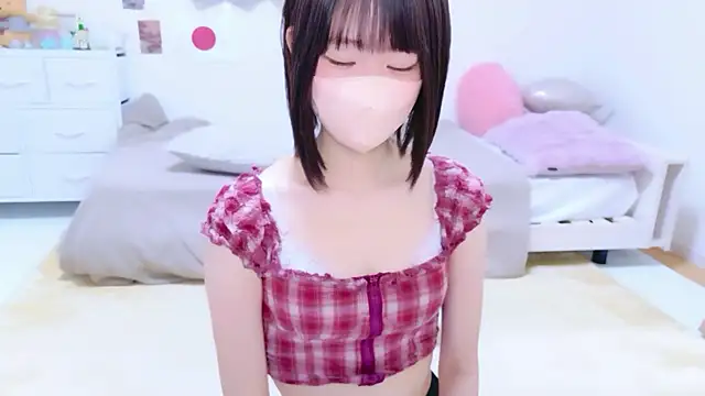 Im Yu-na online show from 07/15/26, 12:21