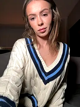 HotBella- online show from 11/16/25, 09:53