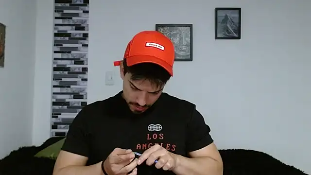 Ian Daviz online show from 12/04/25, 11:19