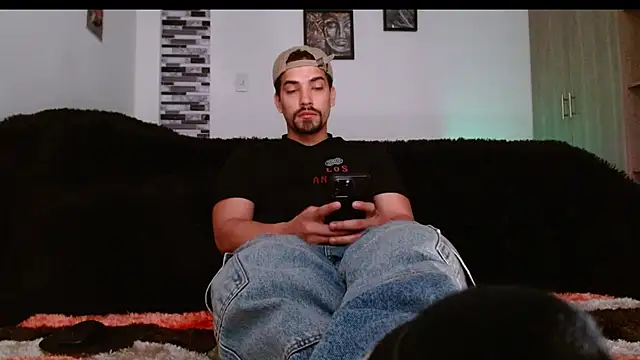 Ian Daviz online show from 12/15/25, 02:32