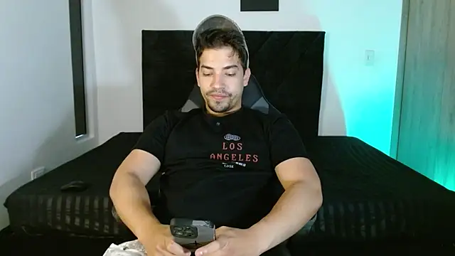 Ian Daviz online show from 05/24/26, 03:17