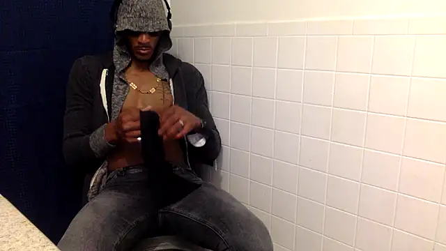 Snapshot of JdLove1 chatting on 09/24/25, 05:55 JdLove1 online show from 09/24/25, 05:55