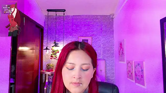 Snapshot of meghan_nill chatting on 09/12/25, 02:55 meghan nill online show from 09/12/25, 02:55