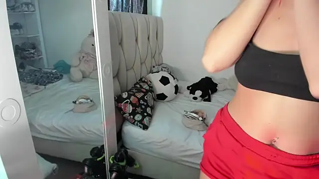 KittyKlum online show from 06/16/26, 06:43