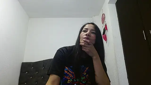 canela-hot34 online show from 10/23/25, 05:23