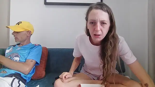 Snapshot of SweetSexySub chatting on 09/30/25, 08:19 SweetSexySub online show from 09/30/25, 08:19