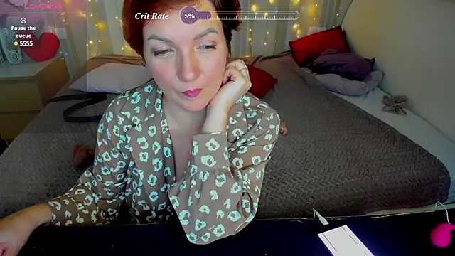 Snapshot of Katherine_Fox chatting on 02/08/25, 01:44 Katherine Fox online show from 02/08/25, 01:44