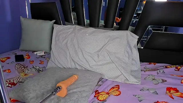 Zoe pss online show from 09/29/25, 08:13