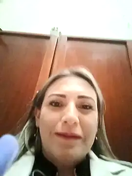 Isabellaa Garcia  online show from 02/05/25, 10:55
